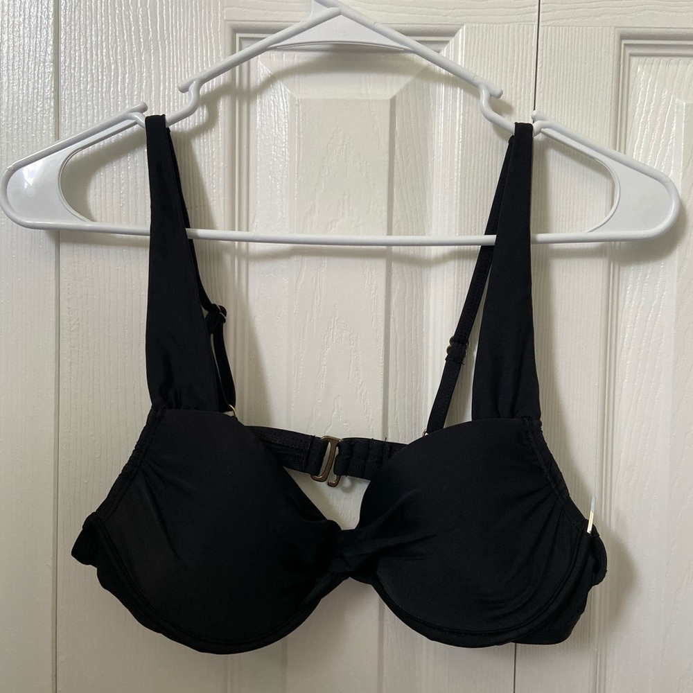 Black bikini top